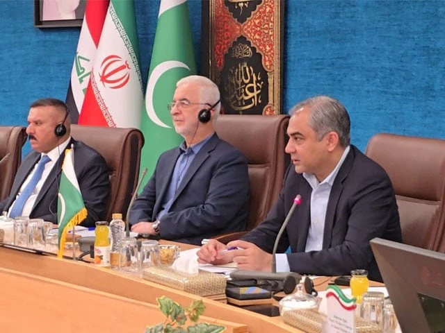 Pakistan, Iran &amp; Iraq Agree on Joint Pilgrim Travel Framework Starting 2026